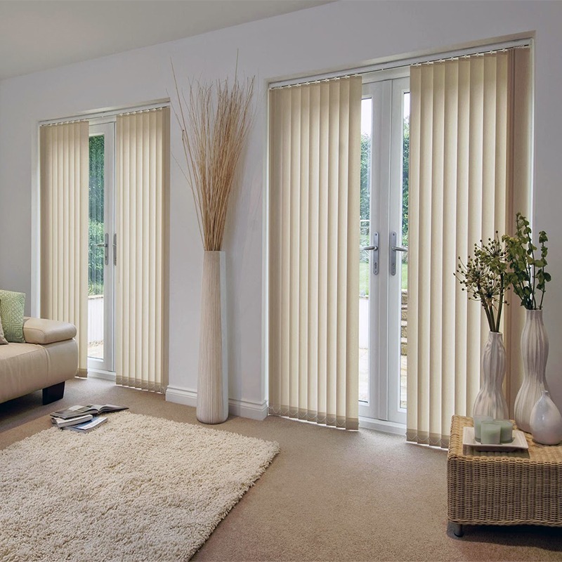Rèm cửa chính: Rèm cửa chính là giải pháp hoàn hảo để bảo vệ sự riêng tư và đảm bảo ánh sáng tự nhiên trong nhà bạn. Hãy xem các hình ảnh liên quan để tìm hiểu thêm về mẫu rèm cửa chính phù hợp với căn nhà của bạn.